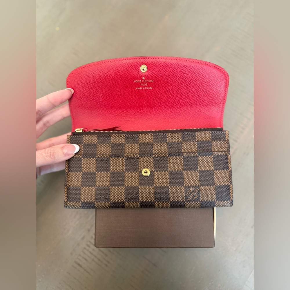 Louis Vuitton Emilie Wallet – Damier Ebene with Red Interior - Picture 3 of 11